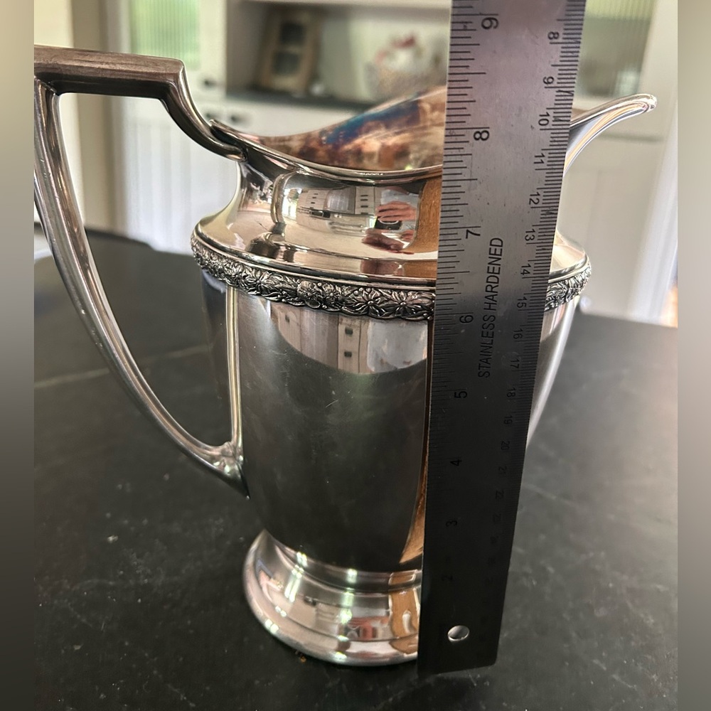 WM ROGERS | “Primrose” 7817 Silver Plate Pitcher - Picture 6 of 7